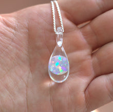 Load image into Gallery viewer, Large Opal Pendant Necklace